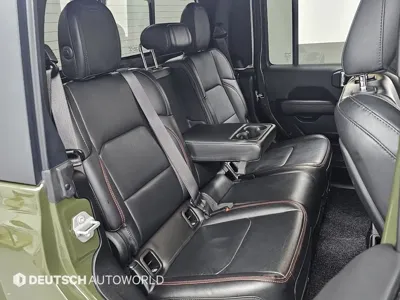 Jeep Gladiator 2021, 32947 км, за 31160.58 USD - фото 12