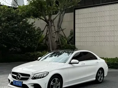 Mercedes-Benz C-Class · 2019 год