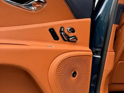 Bentley Flying Spur 2021, 29000 км, за 266395.3 USD - фото 8