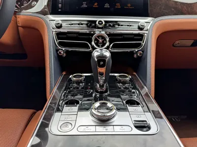 Bentley Flying Spur 2021, 29000 км, за 266395.3 USD - фото 21
