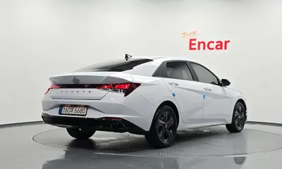 Hyundai Avante 2022, 56674 км, за 12703.59 USD