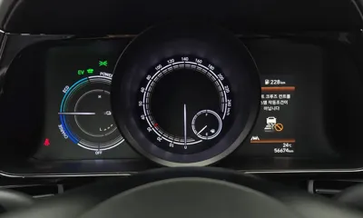Hyundai Avante 2022, 56674 км, за 12685.41 USD - фото 8