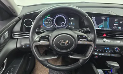 Hyundai Avante 2022, 56674 км, за 12685.41 USD - фото 13