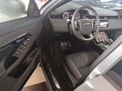 Land Rover Evoque 2021, 48800 км, за 17987.46 USD - фото 16