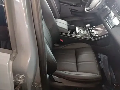 Land Rover Evoque 2021, 48800 км, за 17987.46 USD - фото 25
