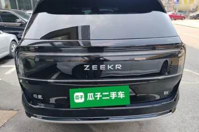 Zeekr 9X 2025, 5200 км, за 69754 USD