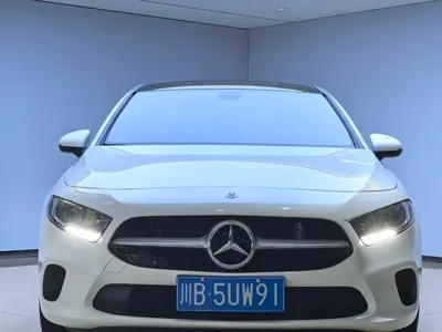 Mercedes-Benz A-Class 2022, 18000 км, за 22165.48 USD