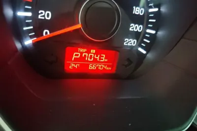 Kia K2 2015, 66700 км, за 3797 USD - фото 12