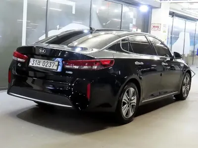 Kia K5 2016, 159475 км, за 5197.77 USD