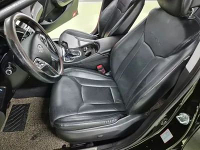 Hyundai Grandeur 2016, 160000 км, за 4164.47 USD