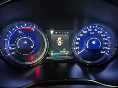 Hyundai Grandeur 2016, 160000 км, за 4135.49 USD - фото 19