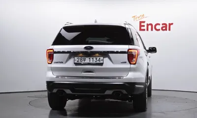 Ford Explorer 2018, 76079 км, за 11166.17 USD