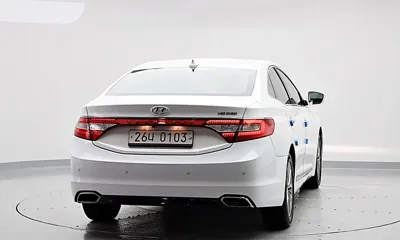 Hyundai Grandeur 2017, 63717 км, за 6082.97 USD