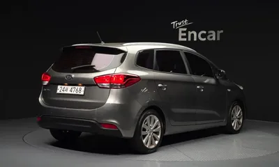 Kia Carens 2016, 254117 км, за 3275.57 USD