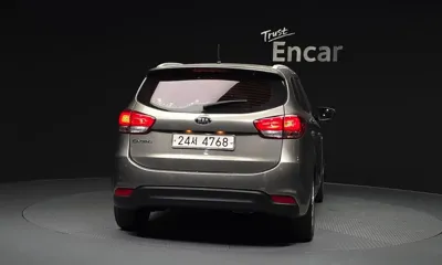 Kia Carens 2016, 254117 км, за 3275.57 USD
