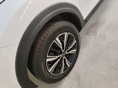 Kia kx1 Stonic 2021, 500 км, за 12166 USD - фото 8