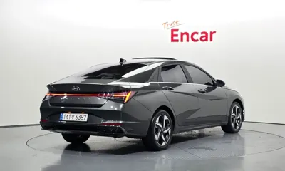 Hyundai Avante 2022, 44053 км, за 11571.21 USD