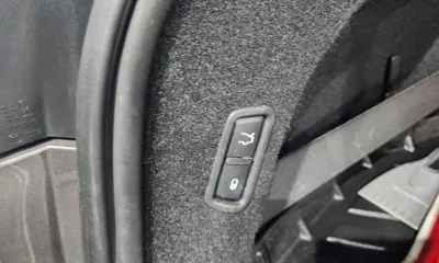 Maserati Levante 2018, 128455 км, за 15091.24 USD - фото 36
