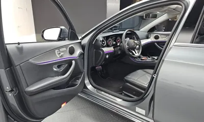 Mercedes-Benz E-Class 2019, 60887 км, за 13986.48 USD - фото 10