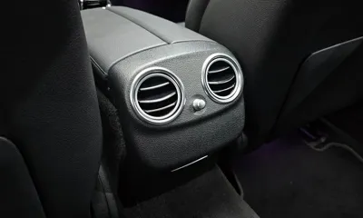 Mercedes-Benz E-Class 2019, 60887 км, за 13986.48 USD - фото 31