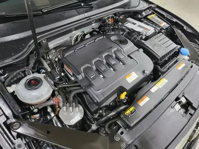 Volkswagen Passat 2021, 89118 км, за 15005.3 USD - фото 6
