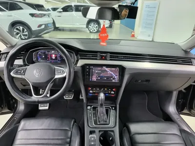 Volkswagen Passat 2021, 89118 км, за 15005.3 USD - фото 7