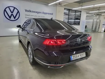 Volkswagen Passat 2021, 89118 км, за 15005.3 USD - фото 20