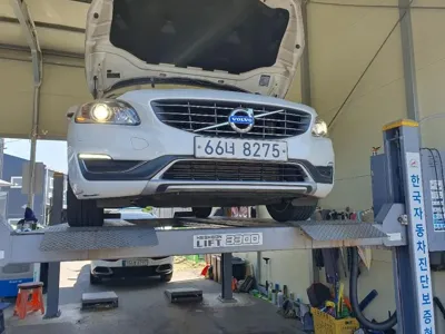 Volvo S60 · 2014 год