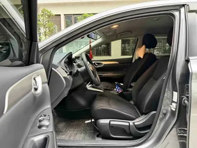 Nissan Sylphy 2022, 47000 км, за 7327.7 USD