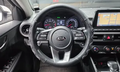 Kia K3 2021, 24963 км, за 8736.18 USD - фото 13