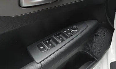 Kia K3 2021, 24963 км, за 8736.18 USD - фото 20