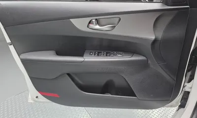 Kia K3 2021, 24963 км, за 8736.18 USD - фото 24