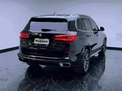 BMW X5 2022, 41000 км, за 44828.47 USD