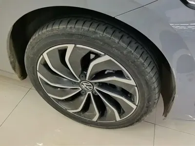Volkswagen Golf 2024, 26900 км, за 15715.05 USD - фото 6