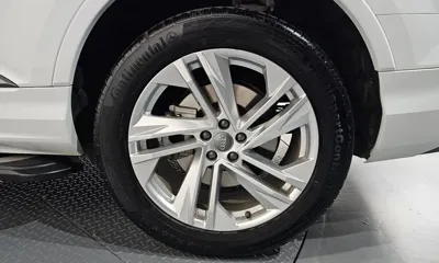 Audi Q7 2020, 52344 км, за 31777.03 USD - фото 21