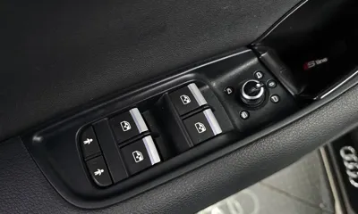 Audi Q7 2020, 52344 км, за 31777.03 USD - фото 29