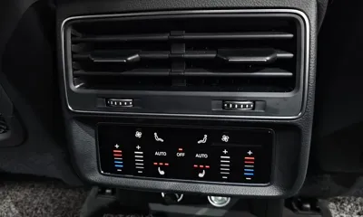 Audi Q7 2020, 52344 км, за 31777.03 USD - фото 32