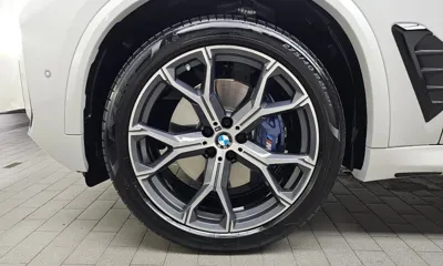 BMW X5 2025, 4087 км, за 81107.53 USD