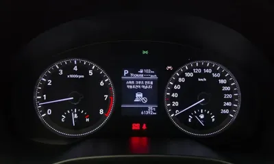 Hyundai Grandeur 2018, 61392 км, за 9518.18 USD - фото 8