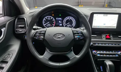 Hyundai Grandeur 2018, 61392 км, за 9518.18 USD - фото 13