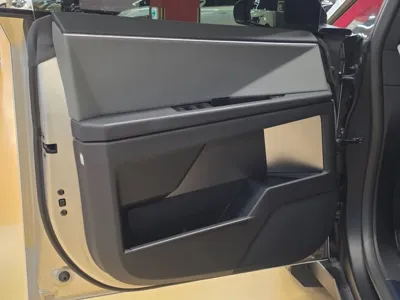 Tesla Cybertruck 2026, 12000 км, за 118984.75 USD - фото 6