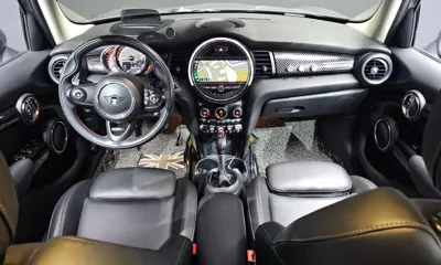 MINI Cooper 2019, 35601 км, за 12414.6 USD - фото 7