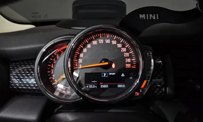 MINI Cooper 2019, 35601 км, за 12414.6 USD - фото 8