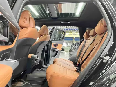 Mercedes-Benz GLC 2023, 35000 км, за 36806.17 USD - фото 6