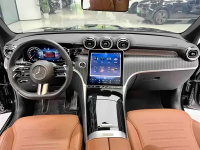 Mercedes-Benz GLC 2023, 35000 км, за 36806.17 USD - фото 9
