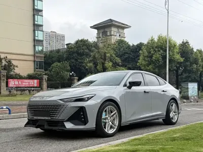 Changan UNI-V · 2022 год