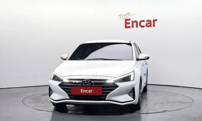 Hyundai Avante 2019, 156037 км, за 4225.44 USD