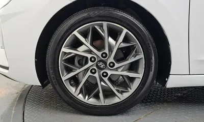 Hyundai Avante 2019, 156037 км, за 4225.44 USD