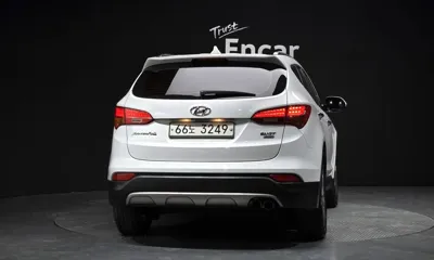 Hyundai Santafe 2015, 119672 км, за 7417.62 USD