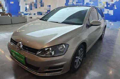 Volkswagen Golf · 2016 год